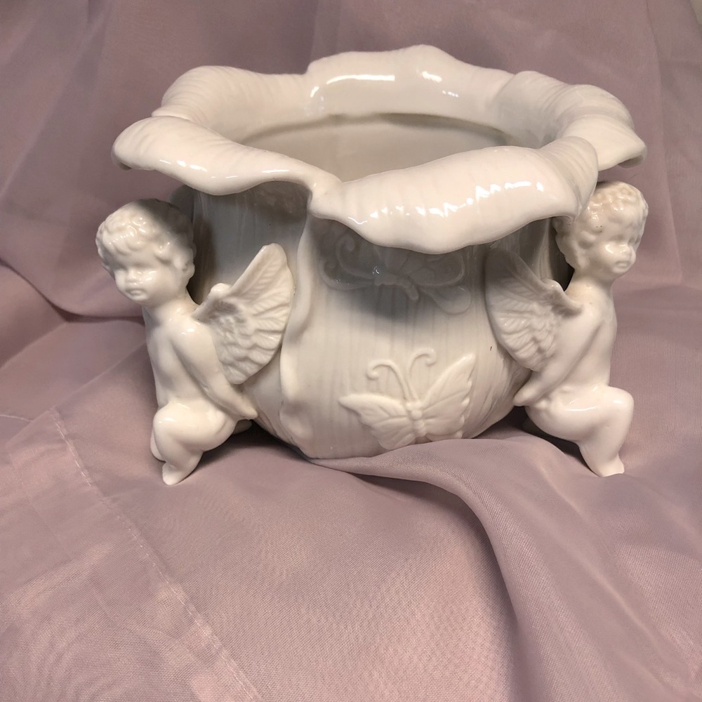 - Angel flower pot